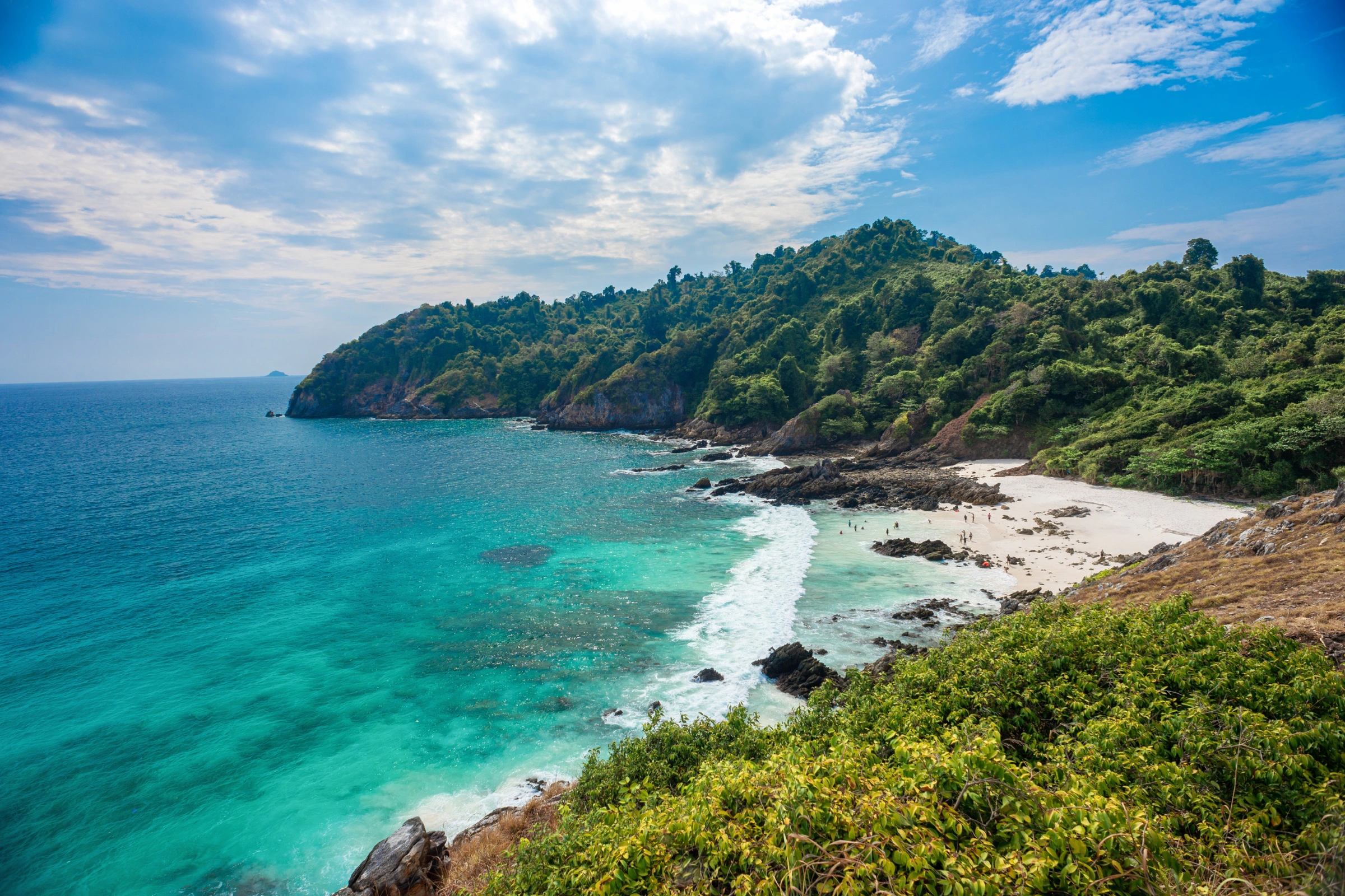 Cockburn_Town,_San_Salvador_Island[1].webp